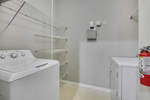 Copropriété à louer à Orlando, Floride: 2 chambres, 93.74 m2 № 2105268 - photo 19