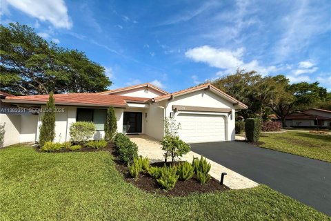 Casa en venta en Deerfield Beach, Florida, 2 dormitorios, 150.04 m2 № 2046780 - foto 2