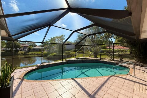 Casa en venta en Deerfield Beach, Florida, 2 dormitorios, 150.04 m2 № 2046780 - foto 8