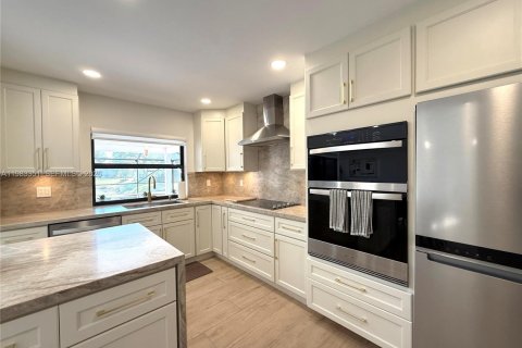 Casa en venta en Deerfield Beach, Florida, 2 dormitorios, 150.04 m2 № 2046780 - foto 6