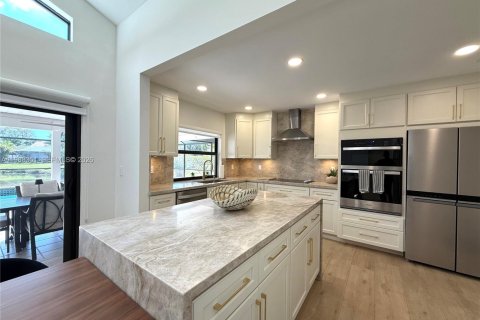 Casa en venta en Deerfield Beach, Florida, 2 dormitorios, 150.04 m2 № 2046780 - foto 5