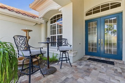 House in Palmetto, Florida 5 bedrooms, 326.64 sq.m. № 2097111 - photo 4
