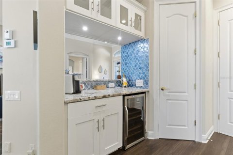 House in Palmetto, Florida 5 bedrooms, 326.64 sq.m. № 2097111 - photo 25