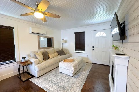 Villa ou maison à louer à Crystal River, Floride: 1 chambre, 43.48 m2 № 2148590 - photo 5
