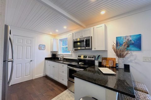 Villa ou maison à louer à Crystal River, Floride: 1 chambre, 43.48 m2 № 2148590 - photo 10