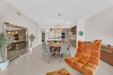 Condominio en alquiler en Sunny Isles Beach, Florida, 4 dormitorios, 229.28 m2 № 2052722 - foto 8