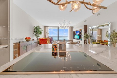Condominio en alquiler en Sunny Isles Beach, Florida, 4 dormitorios, 229.28 m2 № 2052722 - foto 6