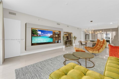 Condominio en alquiler en Sunny Isles Beach, Florida, 4 dormitorios, 229.28 m2 № 2052722 - foto 23