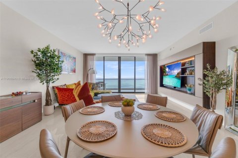 Condominio en alquiler en Sunny Isles Beach, Florida, 4 dormitorios, 229.28 m2 № 2052722 - foto 27