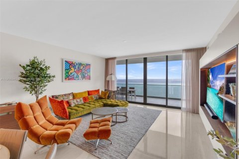 Condominio en alquiler en Sunny Isles Beach, Florida, 4 dormitorios, 229.28 m2 № 2052722 - foto 28