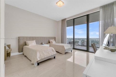 Condominio en alquiler en Sunny Isles Beach, Florida, 4 dormitorios, 229.28 m2 № 2052722 - foto 15