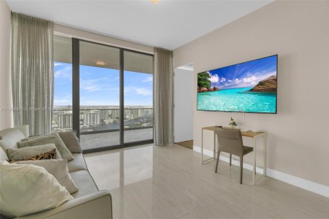 Condominio en alquiler en Sunny Isles Beach, Florida, 4 dormitorios, 229.28 m2 № 2052722 - foto 29