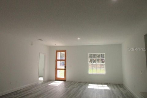 House in Ocala, Florida 4 bedrooms, 165.18 sq.m. № 2093018 - photo 2