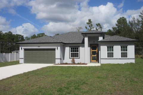 House in Ocala, Florida 4 bedrooms, 165.18 sq.m. № 2093018