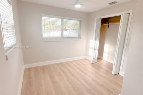 Купить коммерческую недвижимость в Форт-Лодердейл, Флорида 188.03м2, № 1997347 - фото 12