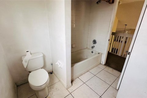 House in Lakeland, Florida 3 bedrooms, 162.02 sq.m. № 1718980 - photo 11