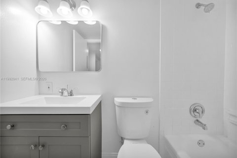 Apartamento en alquiler en Davie, Florida, 2 dormitorios, 91.6 m2 № 2056717 - foto 20