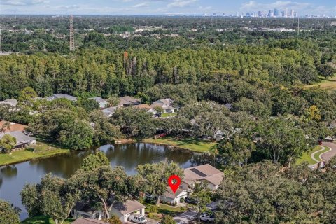 Townhouse in Tampa, Florida 3 bedrooms, 115.57 sq.m. № 1841516 - photo 27