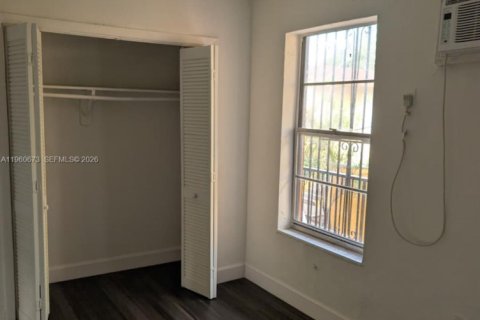 Appartement à louer à Miami, Floride: 2 chambres, 427.54 m2 № 2023498 - photo 6