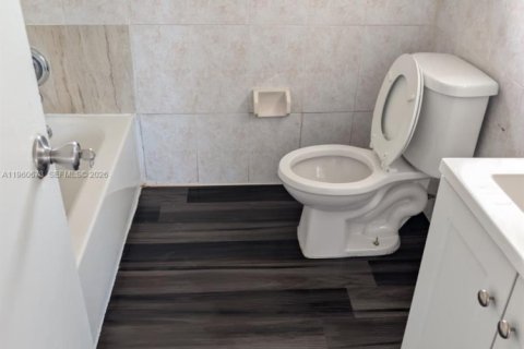 Appartement à louer à Miami, Floride: 2 chambres, 427.54 m2 № 2023498 - photo 14