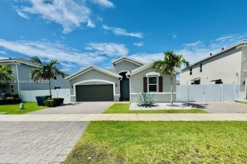 Casa en venta en Homestead, Florida, 4 dormitorios, 156.54 m2 № 1897536 - foto 2