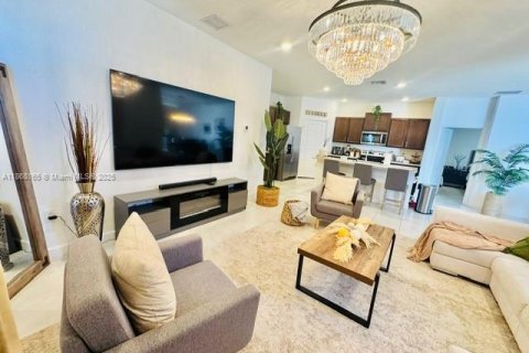 Casa en venta en Homestead, Florida, 4 dormitorios, 156.54 m2 № 1897536 - foto 8