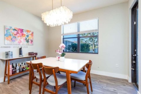 Снять в аренду таунхаус в Хайалиа, Флорида 4 спальни, 147.06м2, № 2004830 - фото 5