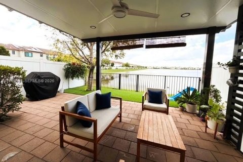 Снять в аренду таунхаус в Хайалиа, Флорида 4 спальни, 147.06м2, № 2004830 - фото 17