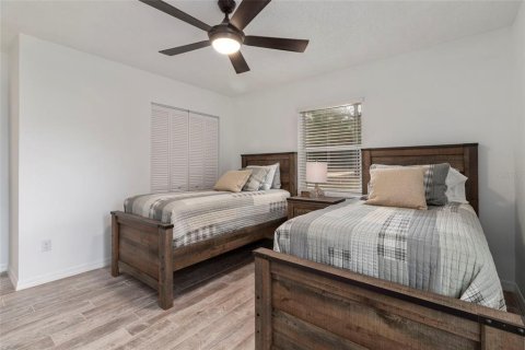 House in Ocala, Florida 3 bedrooms, 199.74 sq.m. № 216599 - photo 25