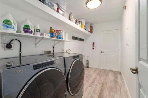 Снять в аренду виллу или дом в Окала, Флорида 3 комнаты, 199.74м2, № 216599 - фото 30
