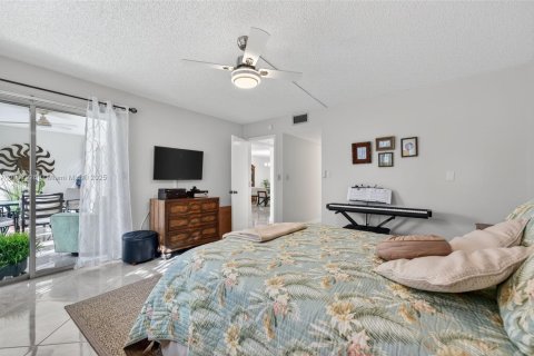 Купить кондоминиум в Коконат Крик, Флорида 2 спальни, 107.4м2, № 1964746 - фото 18