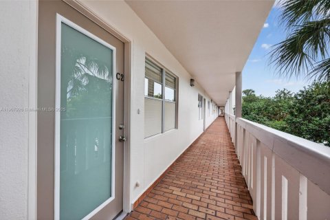 Купить кондоминиум в Коконат Крик, Флорида 2 спальни, 107.4м2, № 1964746 - фото 30