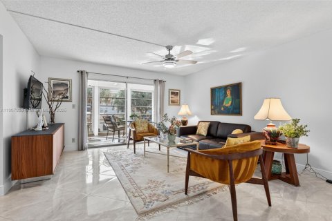 Купить кондоминиум в Коконат Крик, Флорида 2 спальни, 107.4м2, № 1964746 - фото 9