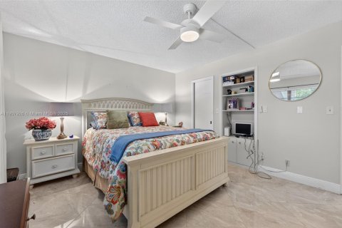 Купить кондоминиум в Коконат Крик, Флорида 2 спальни, 107.4м2, № 1964746 - фото 16