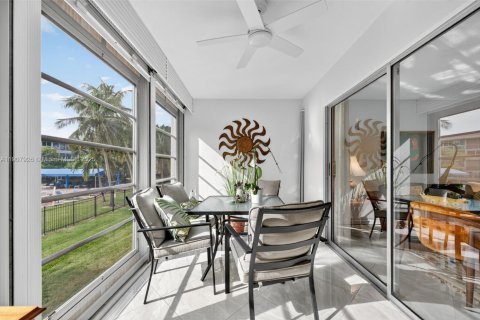 Купить кондоминиум в Коконат Крик, Флорида 2 спальни, 107.4м2, № 1964746 - фото 27