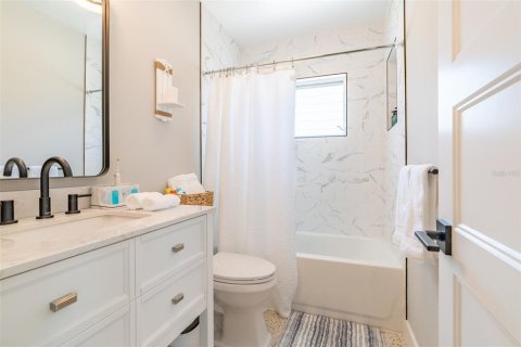Casa en alquiler en South Pasadena, Florida, 3 dormitorios, 117.43 m2 № 996931 - foto 26