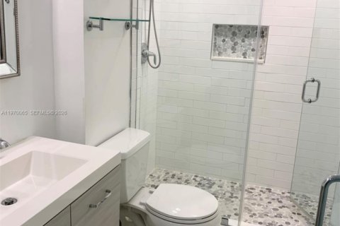 Copropriété à louer à Miami, Floride: 1 chambre, 73.58 m2 № 2030879 - photo 4