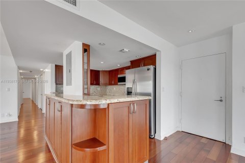 Copropriété à louer à Miami Beach, Floride: 3 chambres, 180.69 m2 № 1998137 - photo 10