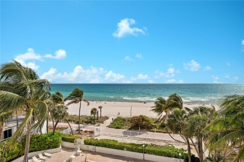 Copropriété à louer à Miami Beach, Floride: 3 chambres, 180.69 m2 № 1998137 - photo 27