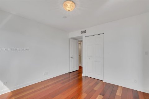 Copropriété à louer à Miami Beach, Floride: 3 chambres, 180.69 m2 № 1998137 - photo 24