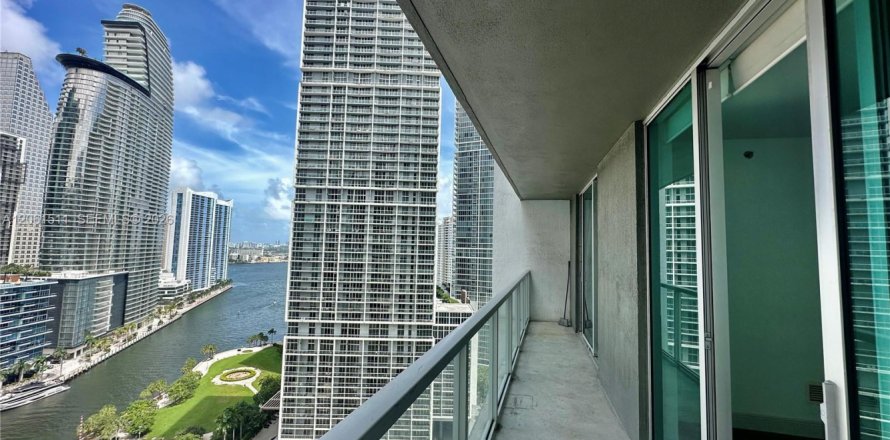 Condo à Miami, Floride, 2 chambres  № 2274076
