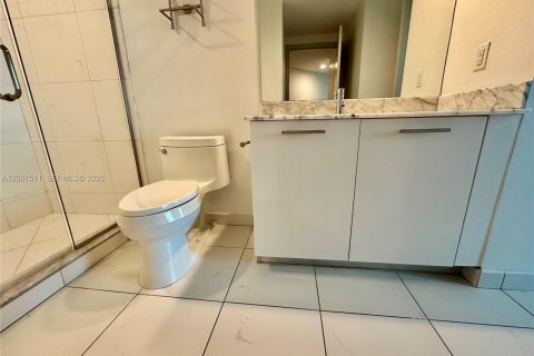 Copropriété à vendre à Miami, Floride: 2 chambres, 111.2 m2 № 2274076 - photo 10
