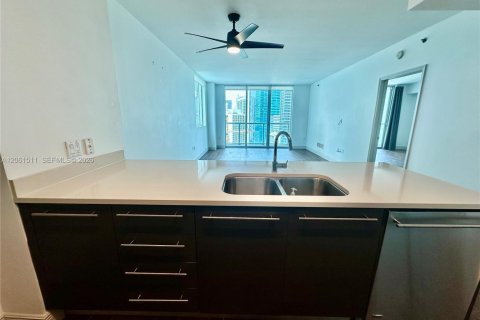 Copropriété à vendre à Miami, Floride: 2 chambres, 111.2 m2 № 2274076 - photo 5