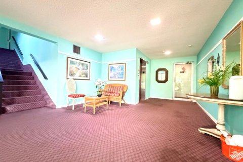 Купить кондоминиум в Тамарак, Флорида 3 комнаты, 87.33м2, № 2250661 - фото 4