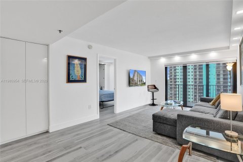 Copropriété à vendre à Hollywood, Floride: 2 chambres, 110.55 m2 № 2045452 - photo 9