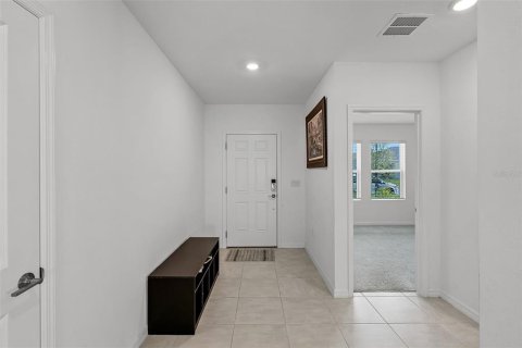 House in Haines City, Florida 4 bedrooms, 195.65 sq.m. № 1835001 - photo 3
