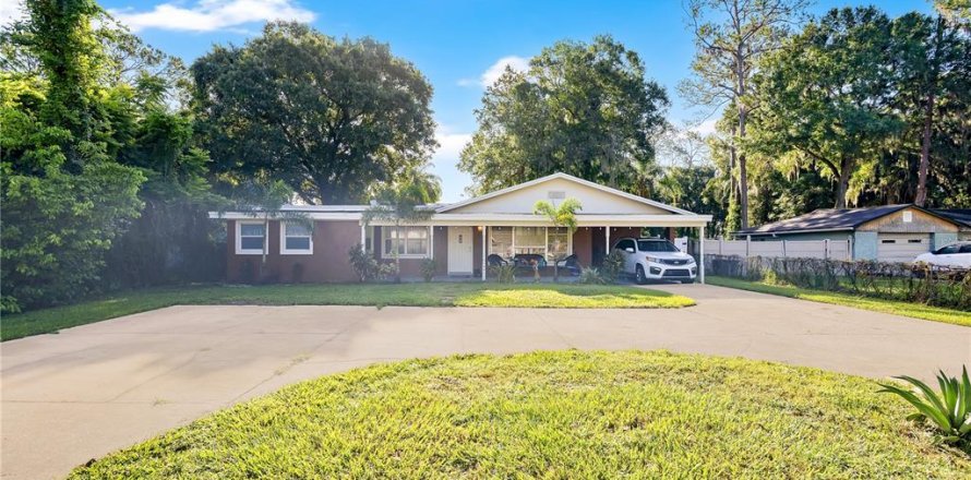 House in Apopka, Florida 4 bedrooms, 214.98 sq.m. № 1834726