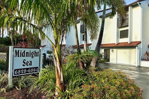 Adosado en alquiler en Sarasota, Florida, 2 dormitorios, 134.34 m2 № 1508862 - foto 2