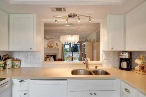 Adosado en alquiler en Sarasota, Florida, 2 dormitorios, 134.34 m2 № 1508862 - foto 11