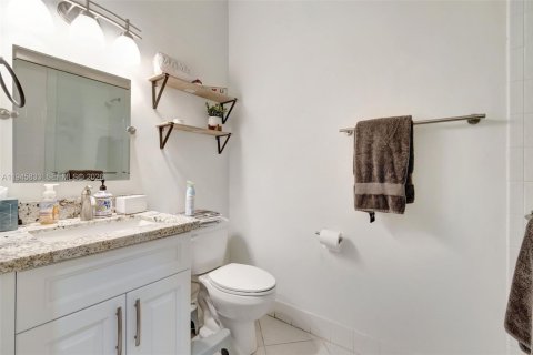 Copropriété à vendre à Boca Raton, Floride: 3 chambres, 164.62 m2 № 2002135 - photo 13